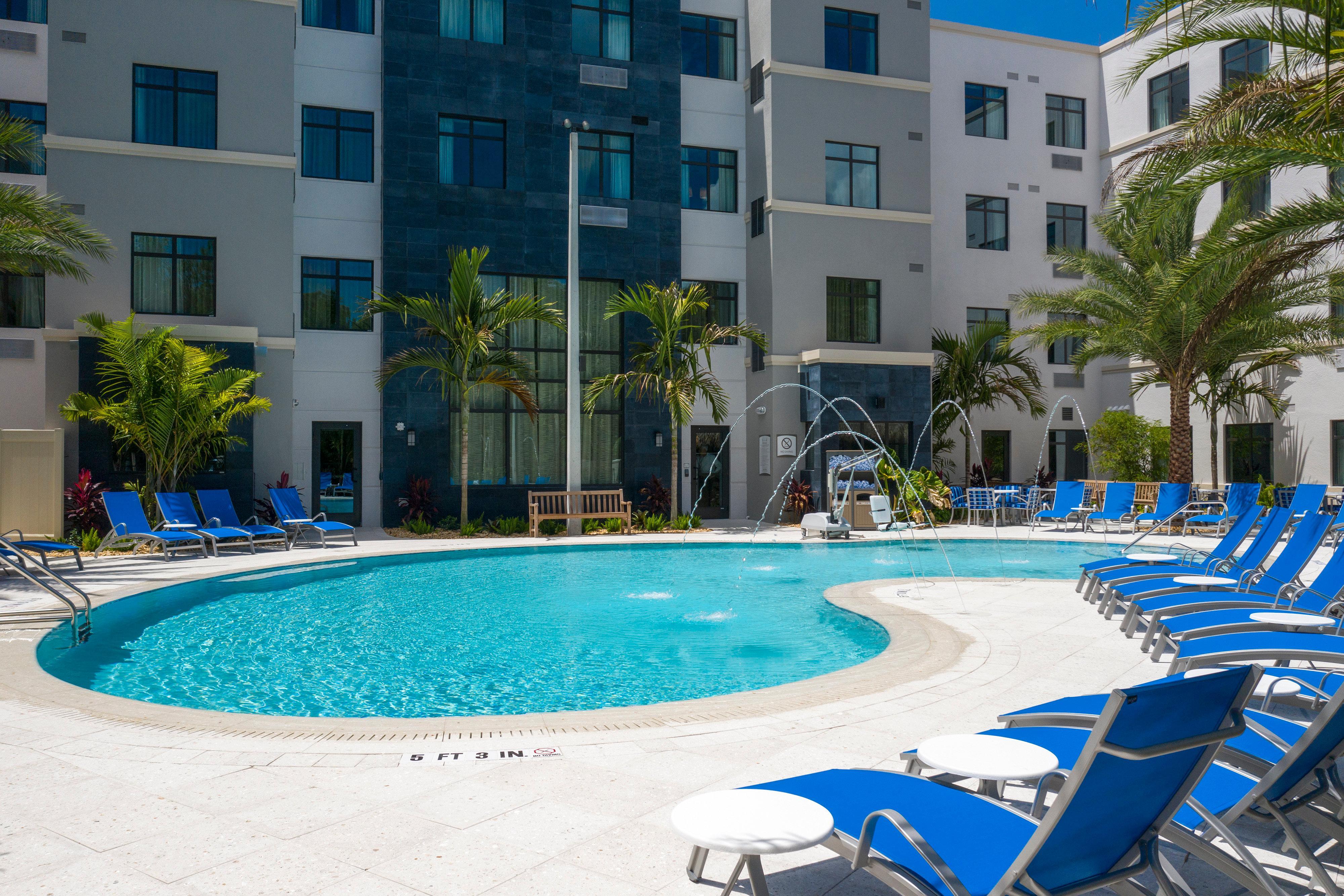 Staybridge Suites - Naples - Marco Island By Ihg Lely Resort Екстериор снимка
